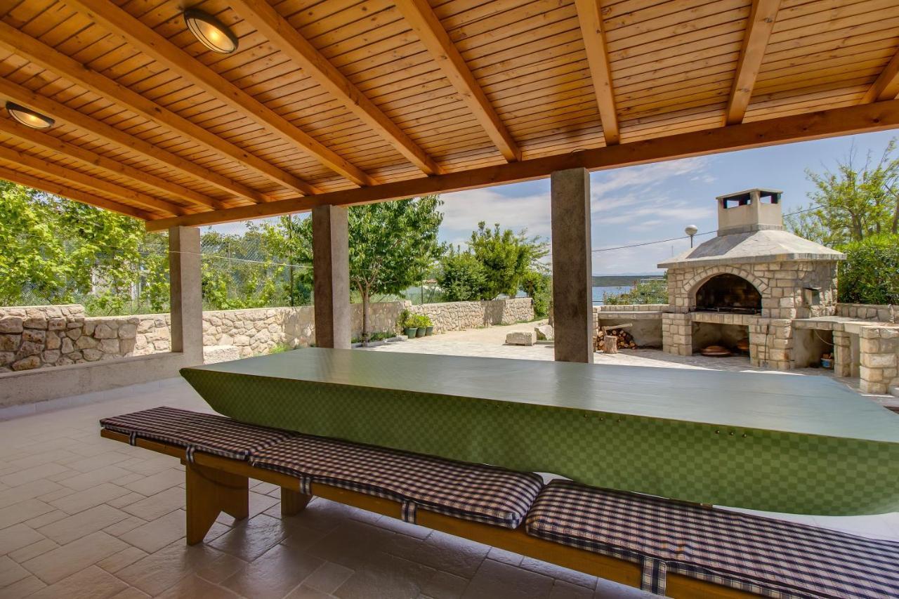 Apartments And Rooms By The Sea Nerezine, Losinj - 11815 Exterior photo